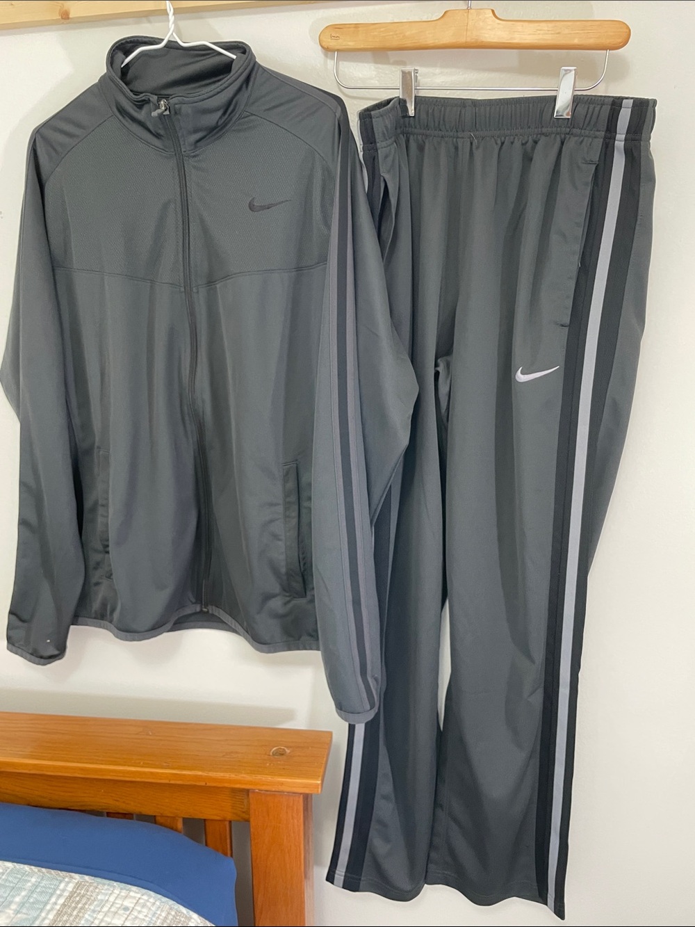 Nike Charcoal Gray Two-Piece Track Jacket and Pants